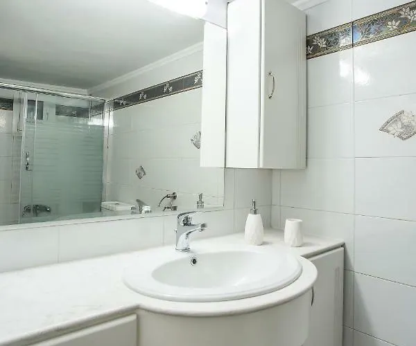 Apartman Flora's Place *