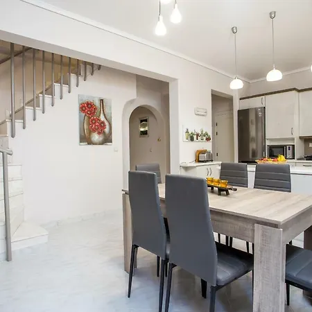 Flora's Place Apartment Rhodes City