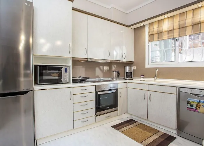 Flora's Place Apartman *